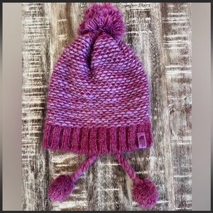 The North Face girls pink winter hat. Size girls medium